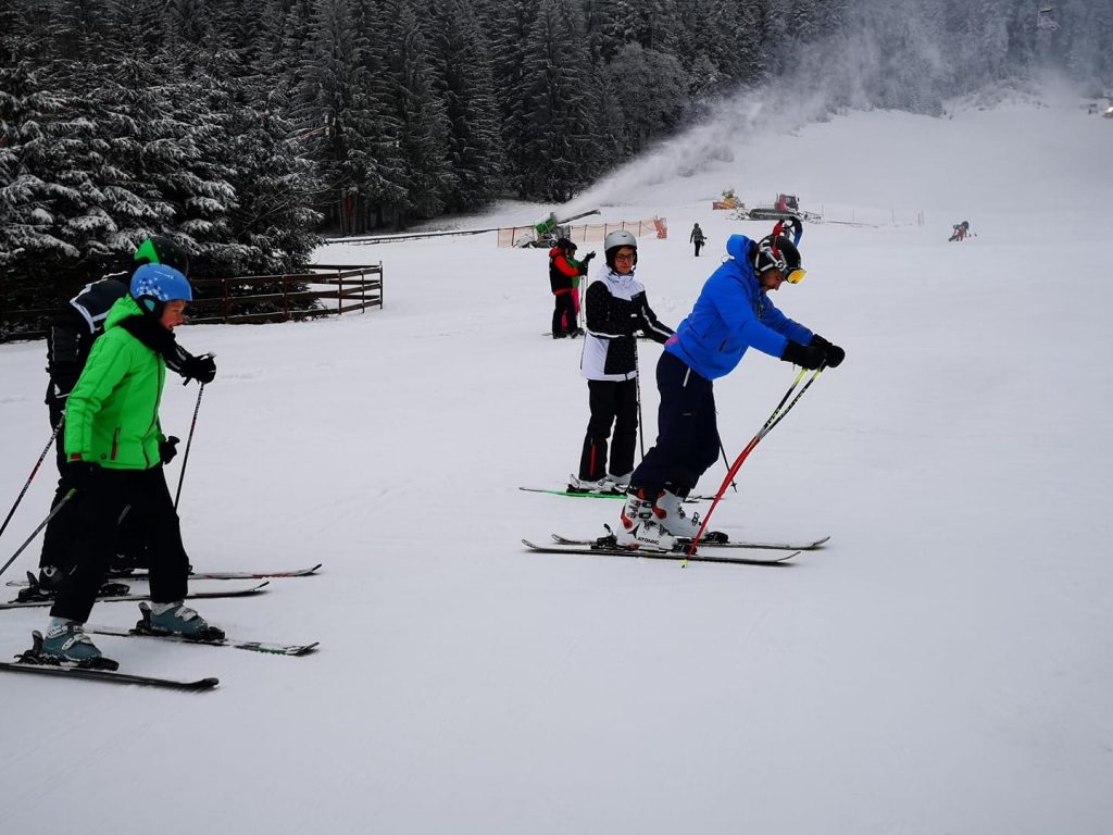Invata sa skiezi cu un instructor profesionist